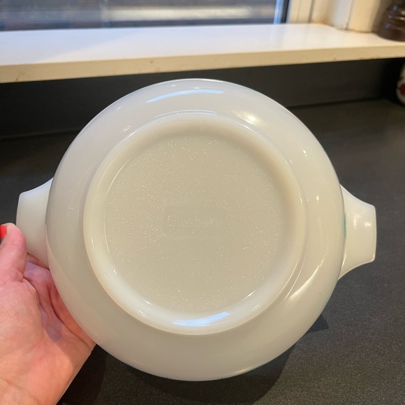 Vintage Glasbake Two Quart Covered Casserole Dish - Picture 8 of 13